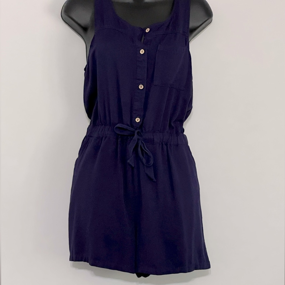 Copper Key Navy Romper Size Medium